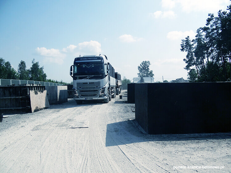 Transport szamb betonowych  w Wasilkowie